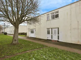 Carless Close, Gosport thumb 3