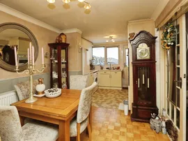 Carless Close, Gosport photo