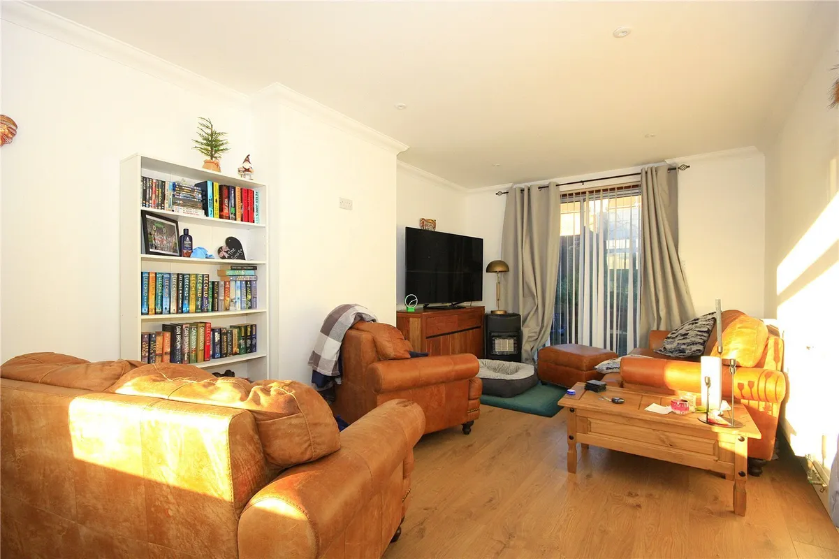 Dersingham Close, Cosham, Portsmouth, Hampshire, PO6