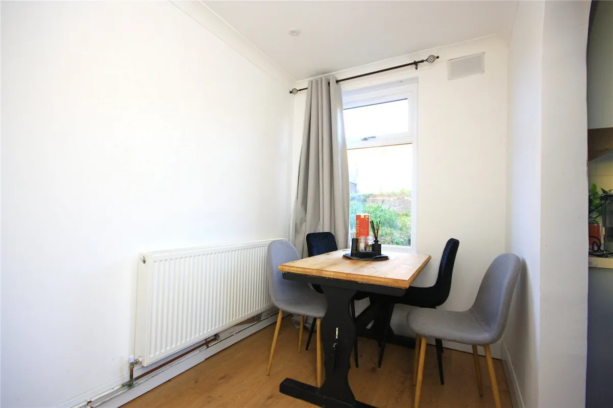Dersingham Close, Cosham, Portsmouth, Hampshire, PO6