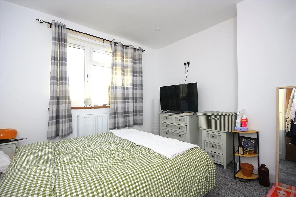 Dersingham Close, Cosham, Portsmouth, Hampshire, PO6