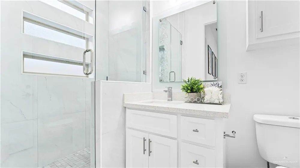 1505 Duke St, Mission, TX 78572-8065