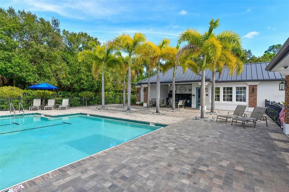 7918 Edmonston Circle, Bradenton, FL 34201