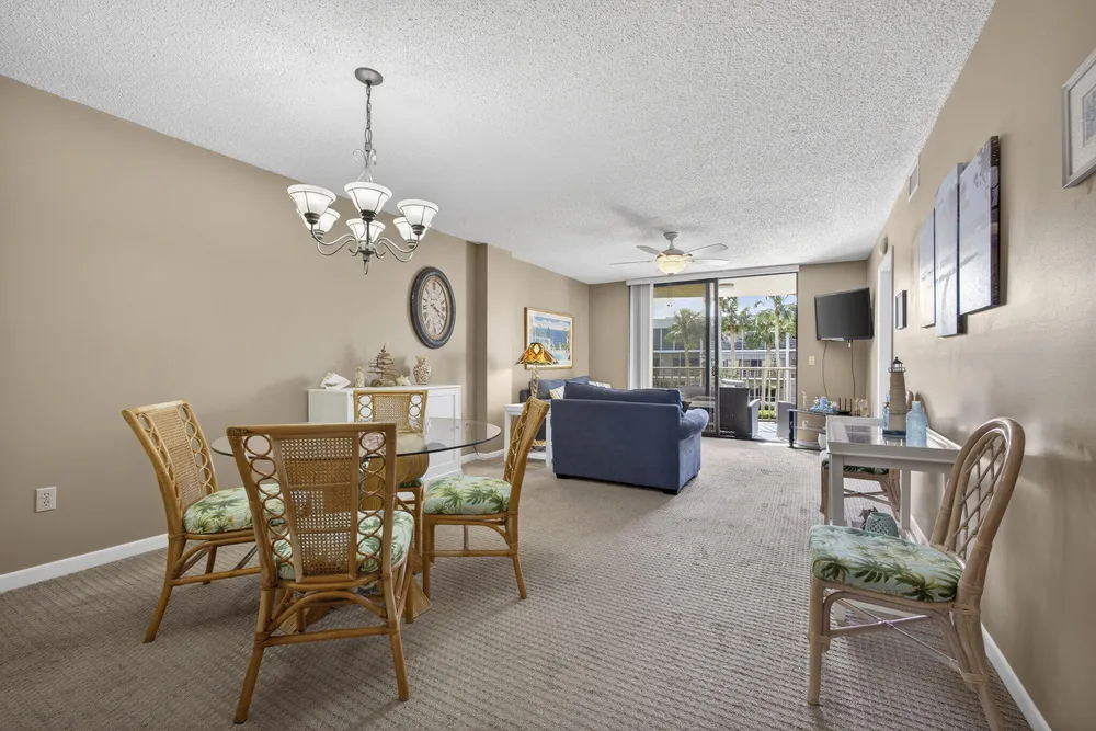 896 S Federal Hwy, Lantana, FL 33462