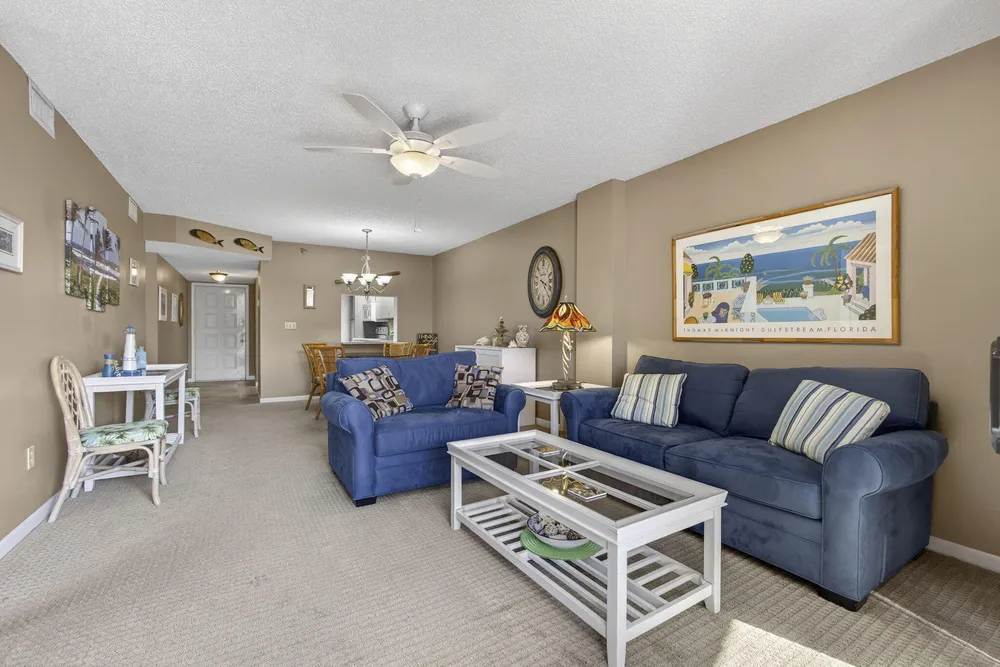 896 S Federal Hwy, Lantana, FL 33462
