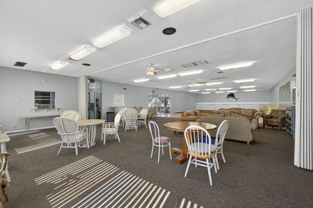 896 S Federal Hwy, Lantana, FL 33462