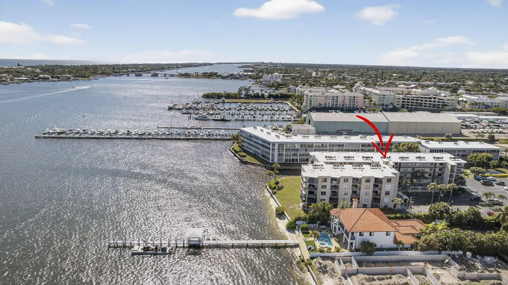 896 S Federal Hwy, Lantana, FL 33462