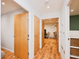 Yorkes Mews, Ware thumb 2