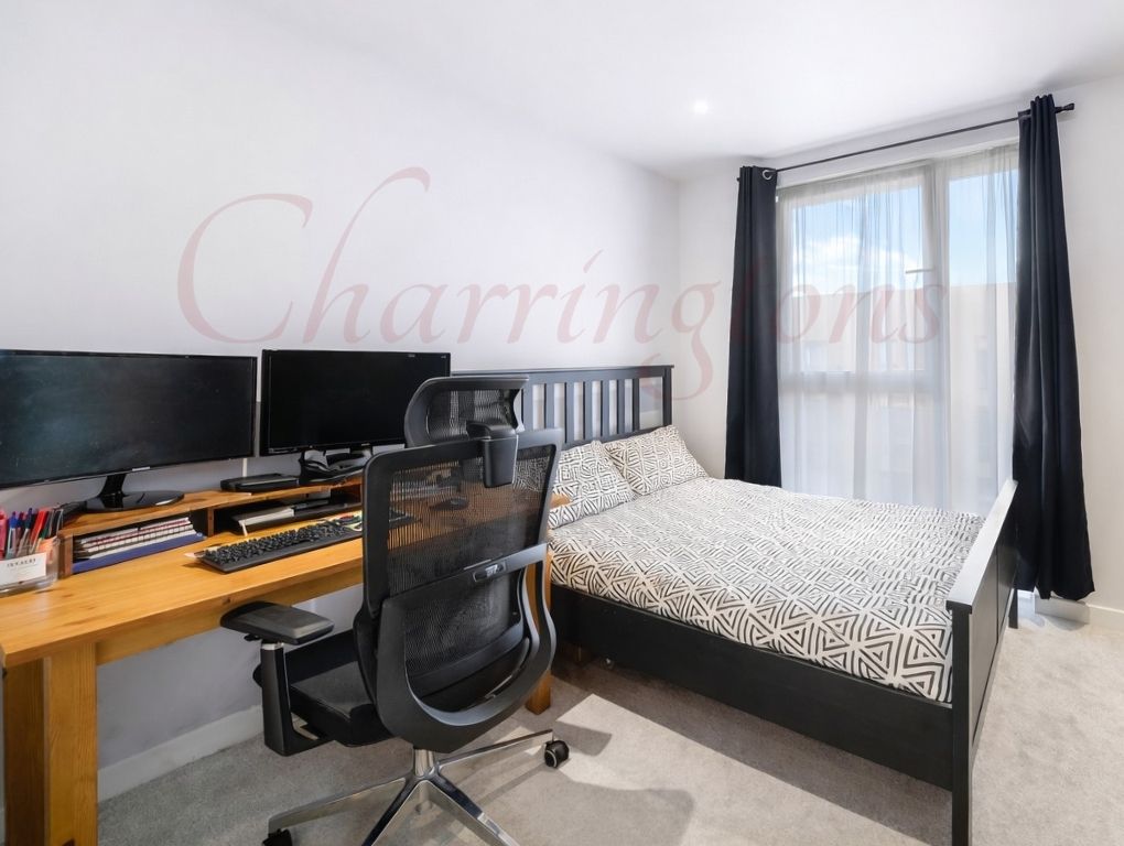 Two Bedroom Flat For Sale Hendon Waterside Development NW9 Image 9