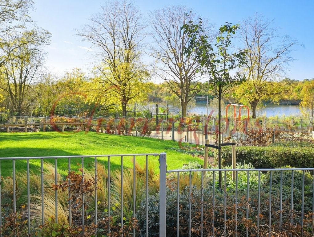 Two Bedroom Flat For Sale Hendon Waterside Development NW9 Image 17