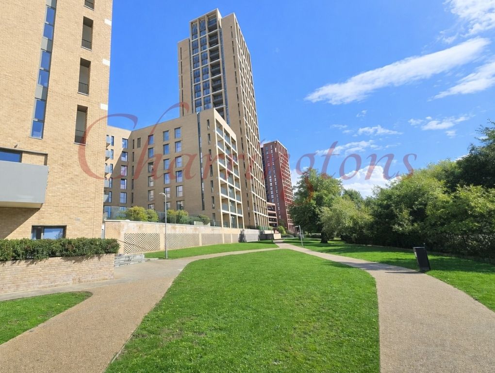Two Bedroom Flat For Sale Hendon Waterside Development NW9 Image 15