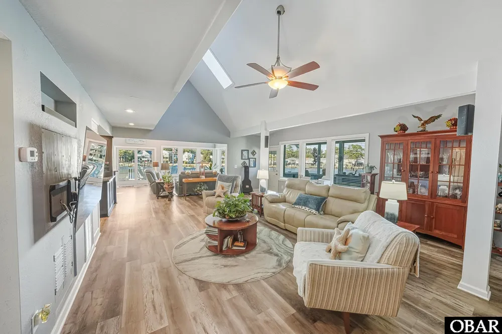 108 Virginia Dare Ct, Kill Devil Hills, NC 27948