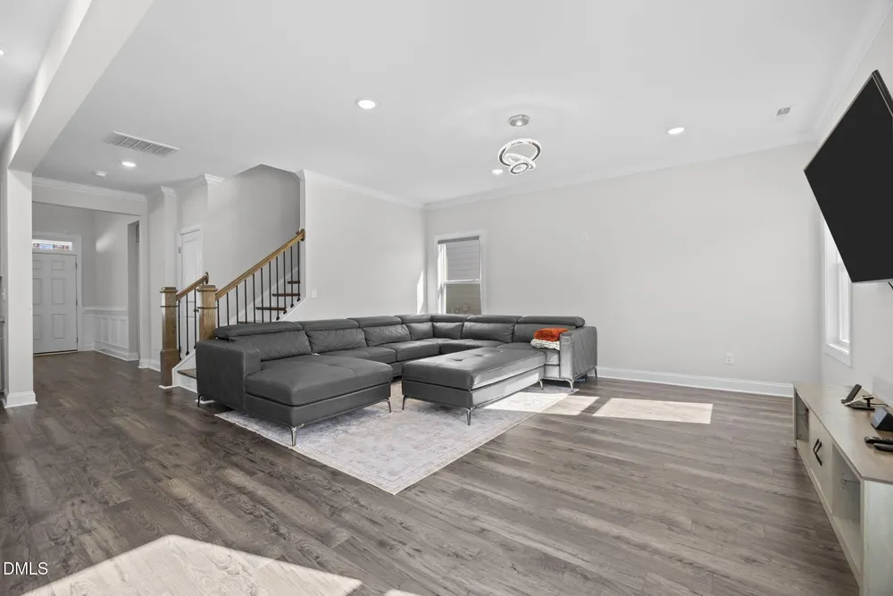 3510 Arran Lake Dr, Fuquay Varina, NC 27526