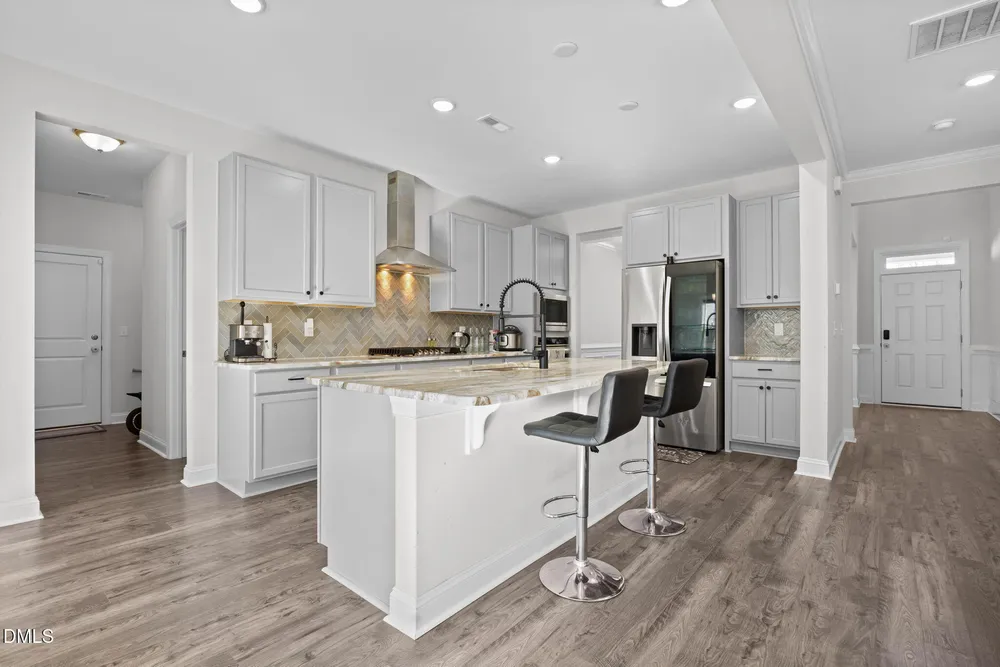 3510 Arran Lake Dr, Fuquay Varina, NC 27526