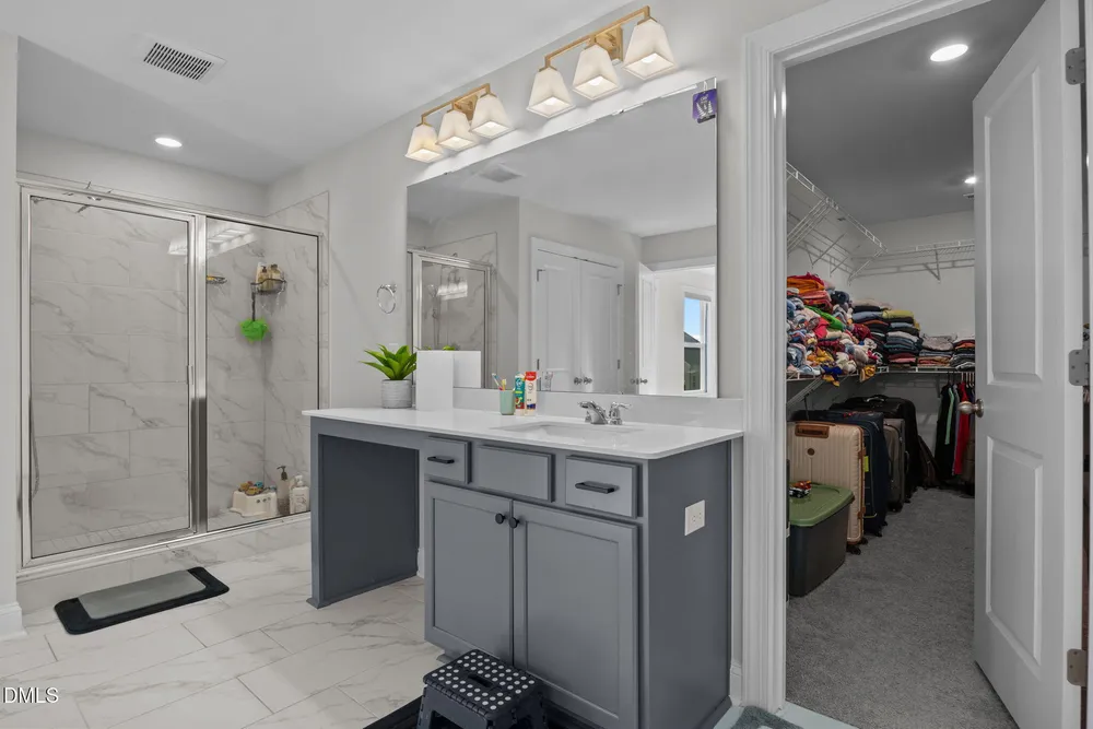 3510 Arran Lake Dr, Fuquay Varina, NC 27526
