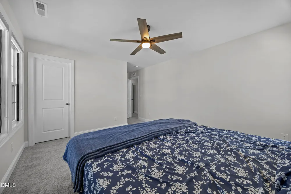 3510 Arran Lake Dr, Fuquay Varina, NC 27526