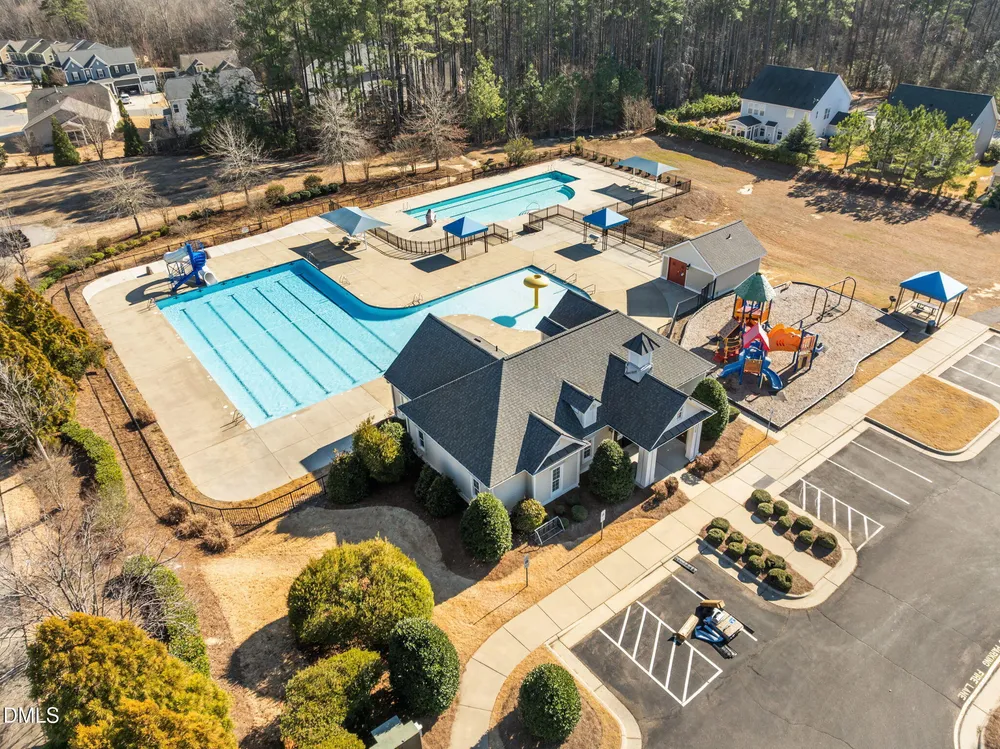 3510 Arran Lake Dr, Fuquay Varina, NC 27526