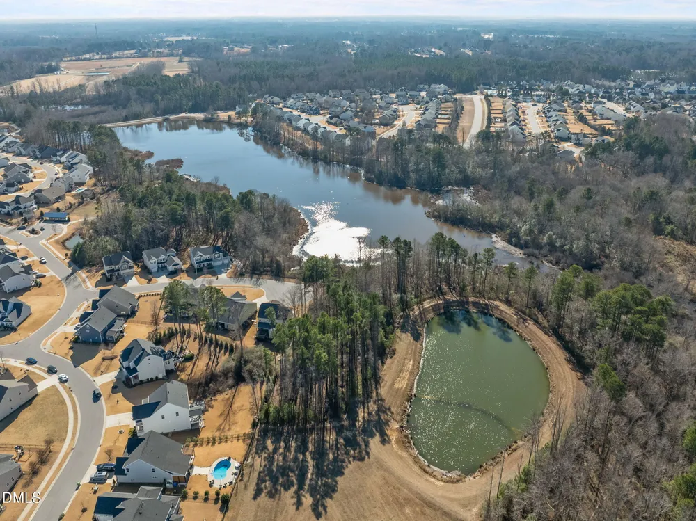 3510 Arran Lake Dr, Fuquay Varina, NC 27526