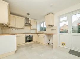Hunters Ridge, Highwoods, Colchester thumb 3