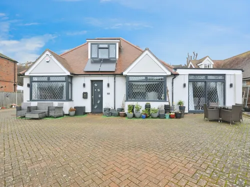 Bexhill Road, St. Leonards-On-Seaphoto