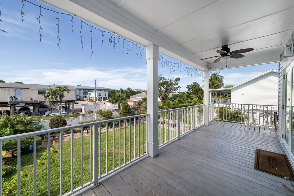 995 W 75th St, Marathon, FL 33050