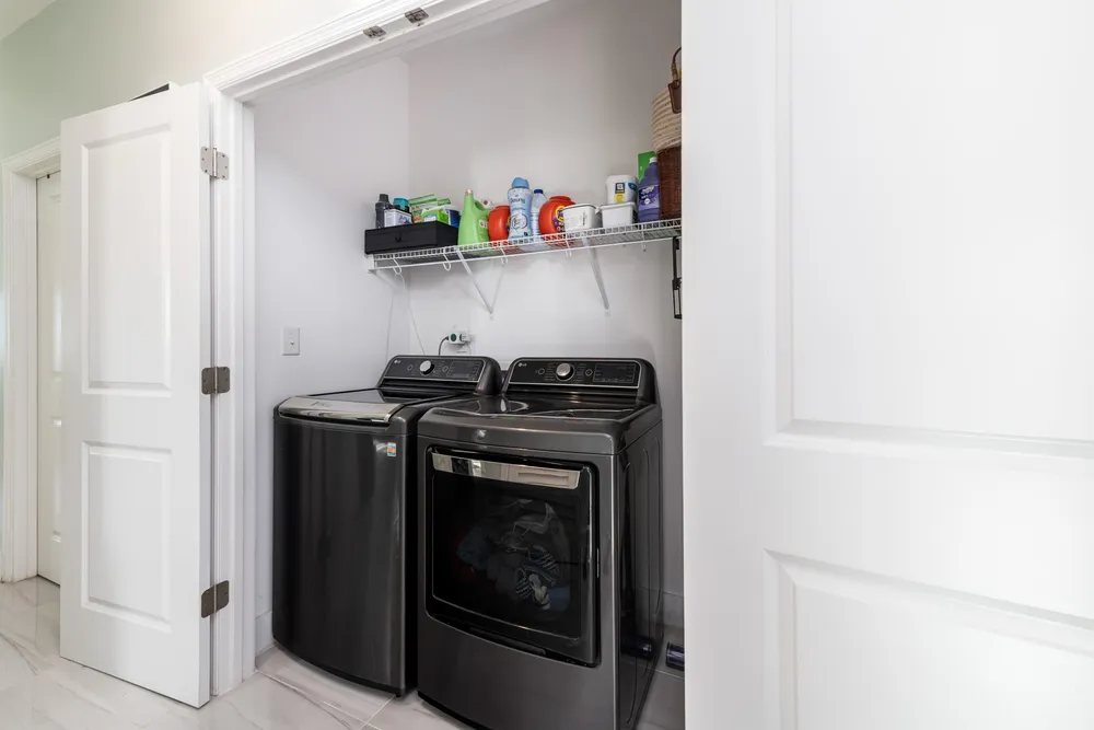 995 W 75th St, Marathon, FL 33050