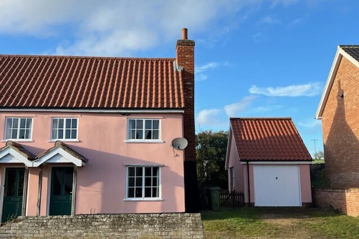 High Road, Needham, HARLESTON
