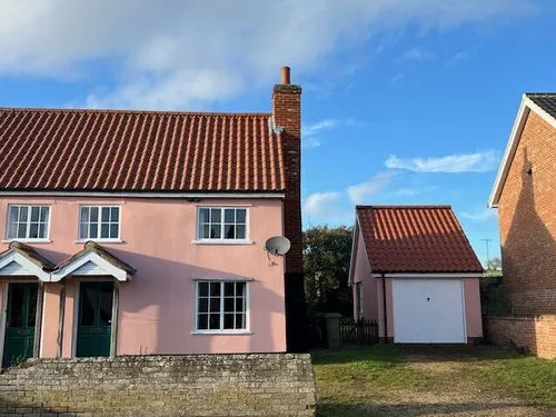 High Road, Needham, HARLESTONphoto