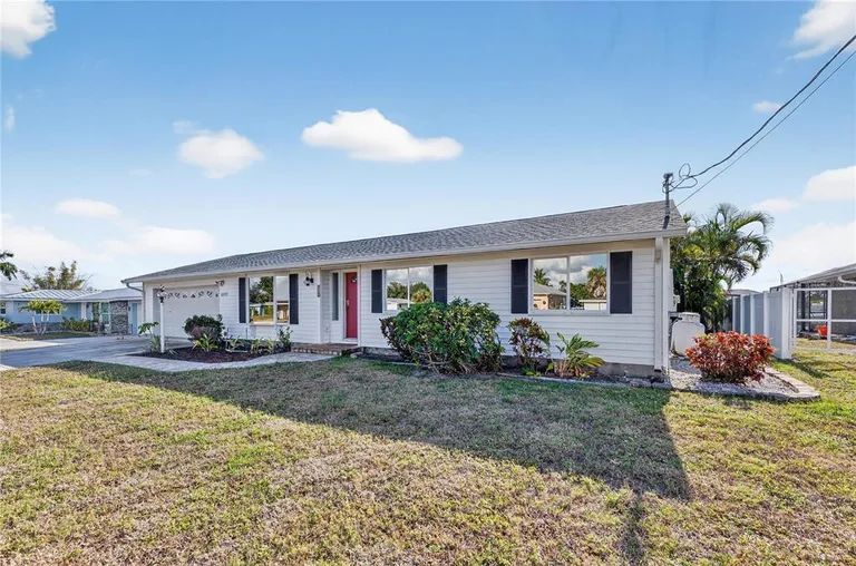 21277 Edgewater Dr, Port Charlotte, FL 33952