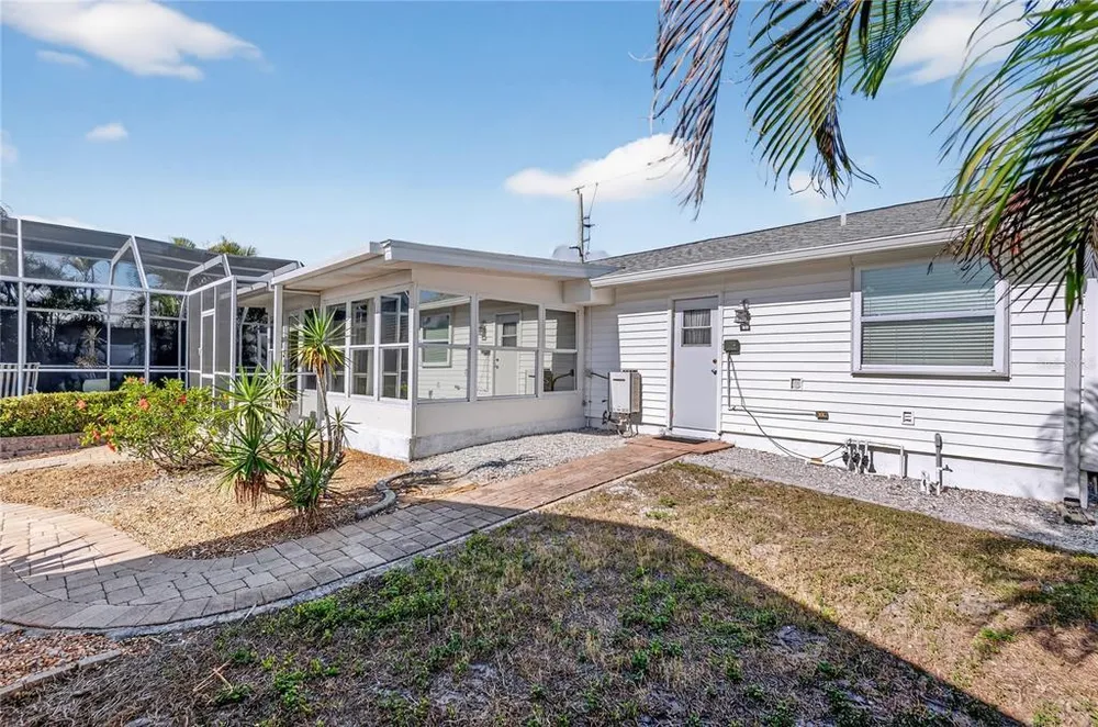 21277 Edgewater Dr, Port Charlotte, FL 33952
