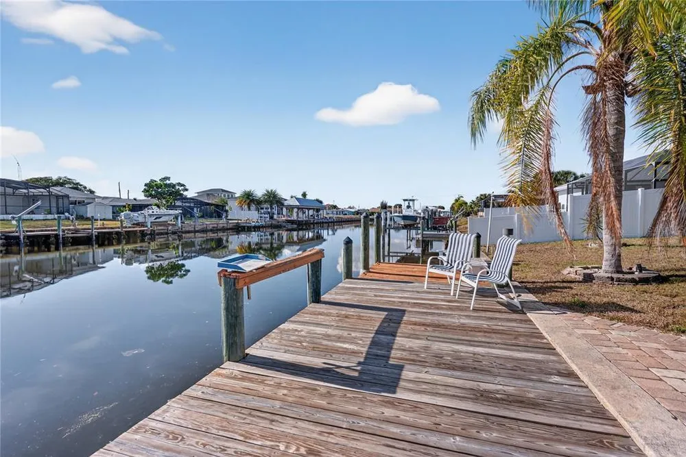 21277 Edgewater Dr, Port Charlotte, FL 33952