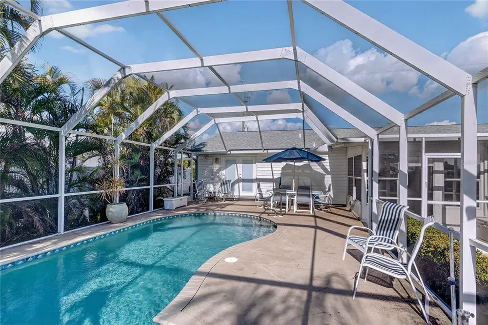 21277 Edgewater Dr, Port Charlotte, FL 33952