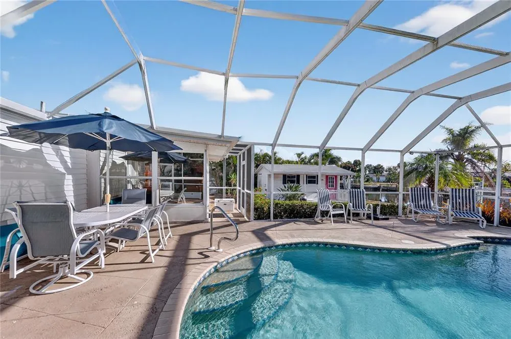 21277 Edgewater Dr, Port Charlotte, FL 33952
