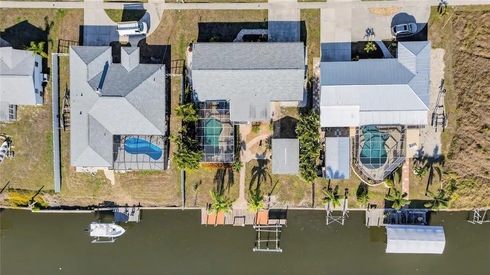 21277 Edgewater Dr, Port Charlotte, FL 33952