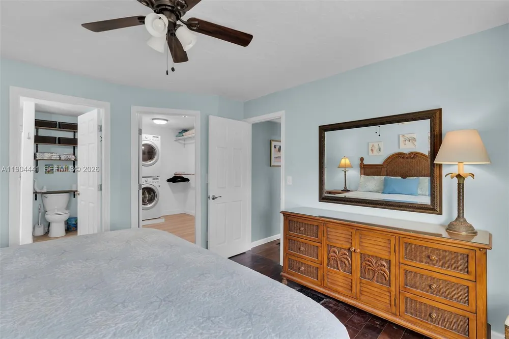 1361 Overseas Hwy, Marathon, FL 33050