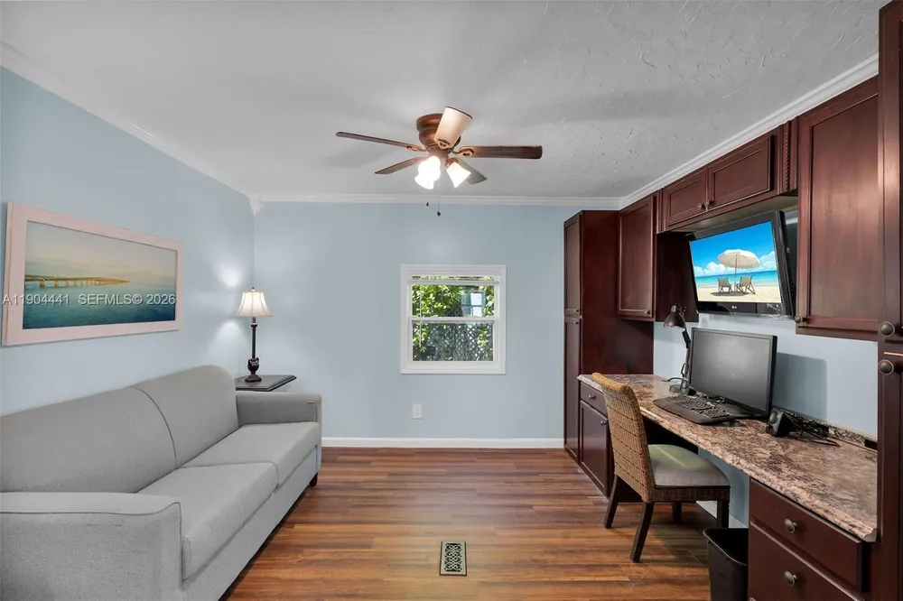 1361 Overseas Hwy, Marathon, FL 33050