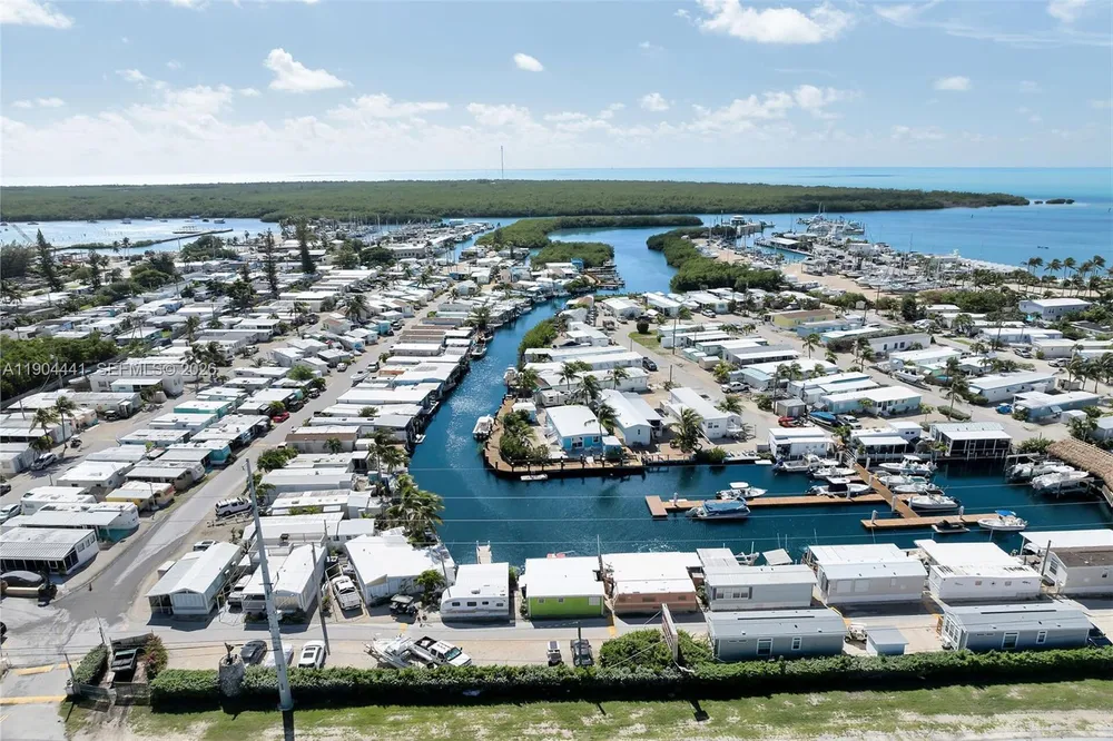 1361 Overseas Hwy, Marathon, FL 33050