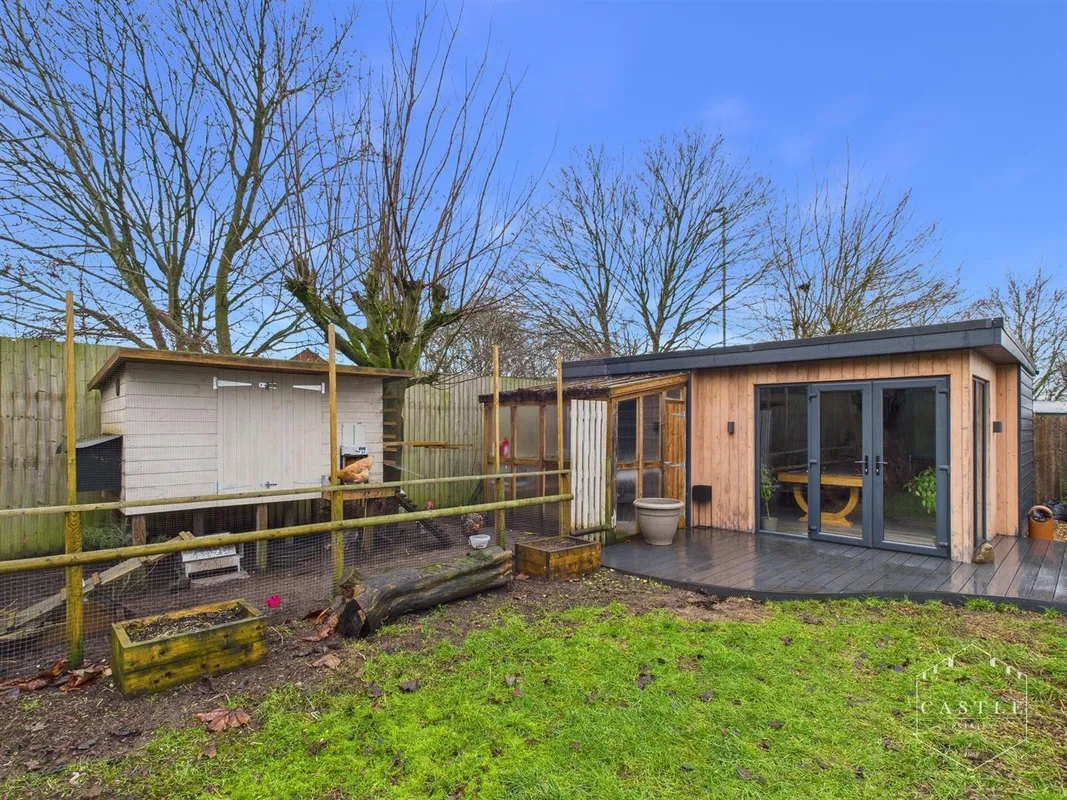 Hawthorn Crescent, Burbage, Hinckley