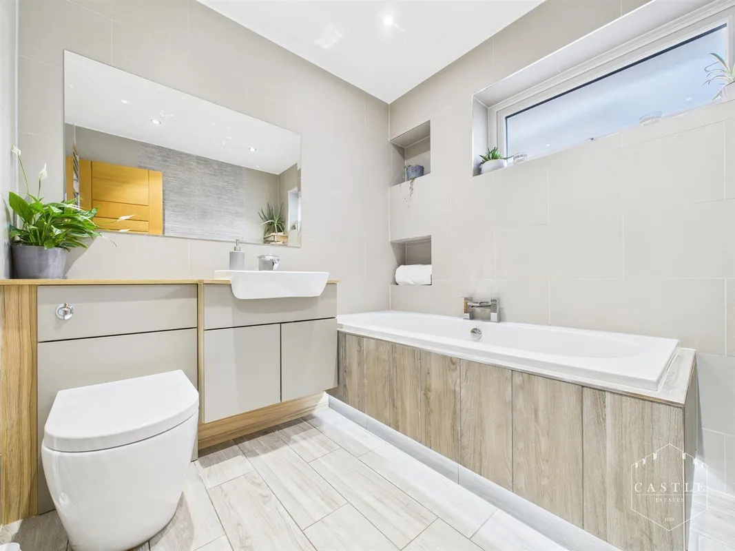 Hawthorn Crescent, Burbage, Hinckley
