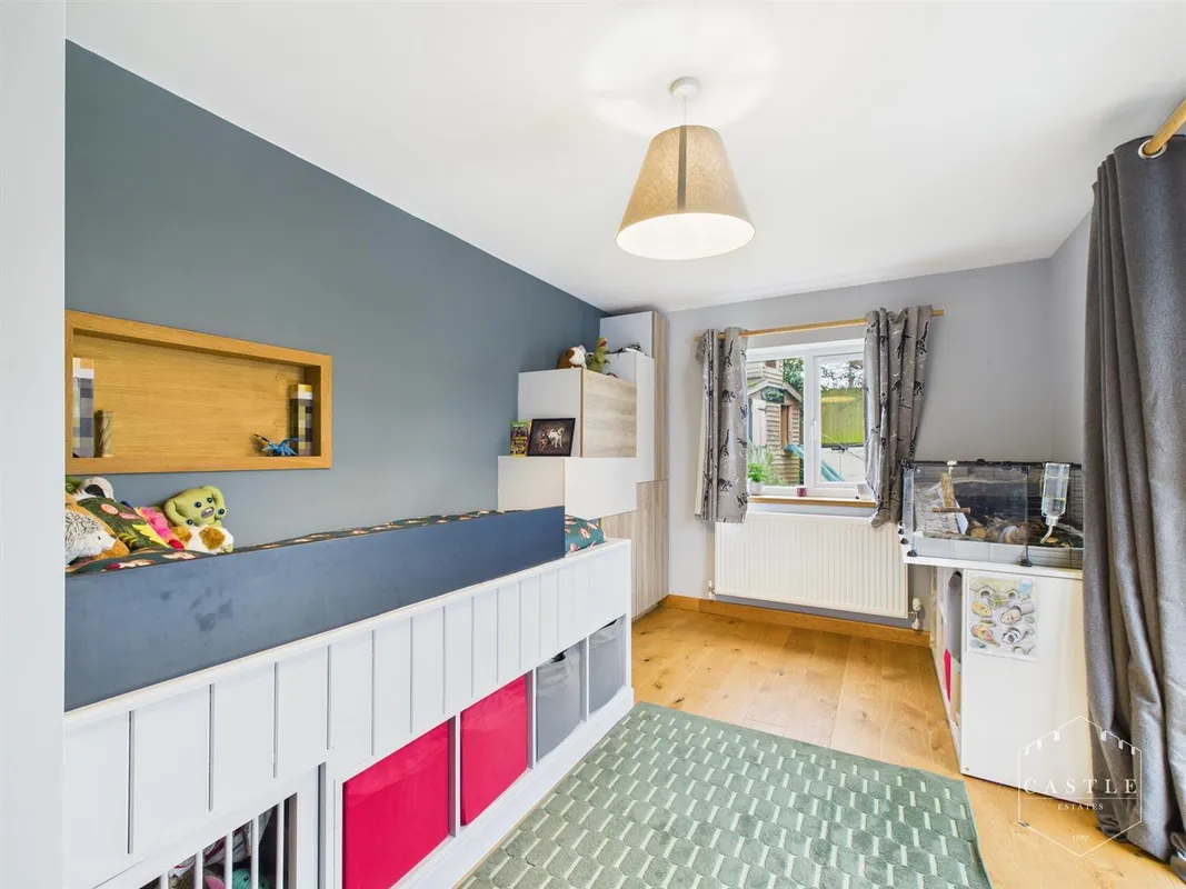 Hawthorn Crescent, Burbage, Hinckley