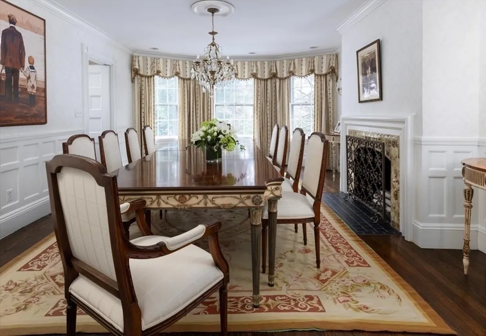 394 Hammond St, Newton, MA 02467