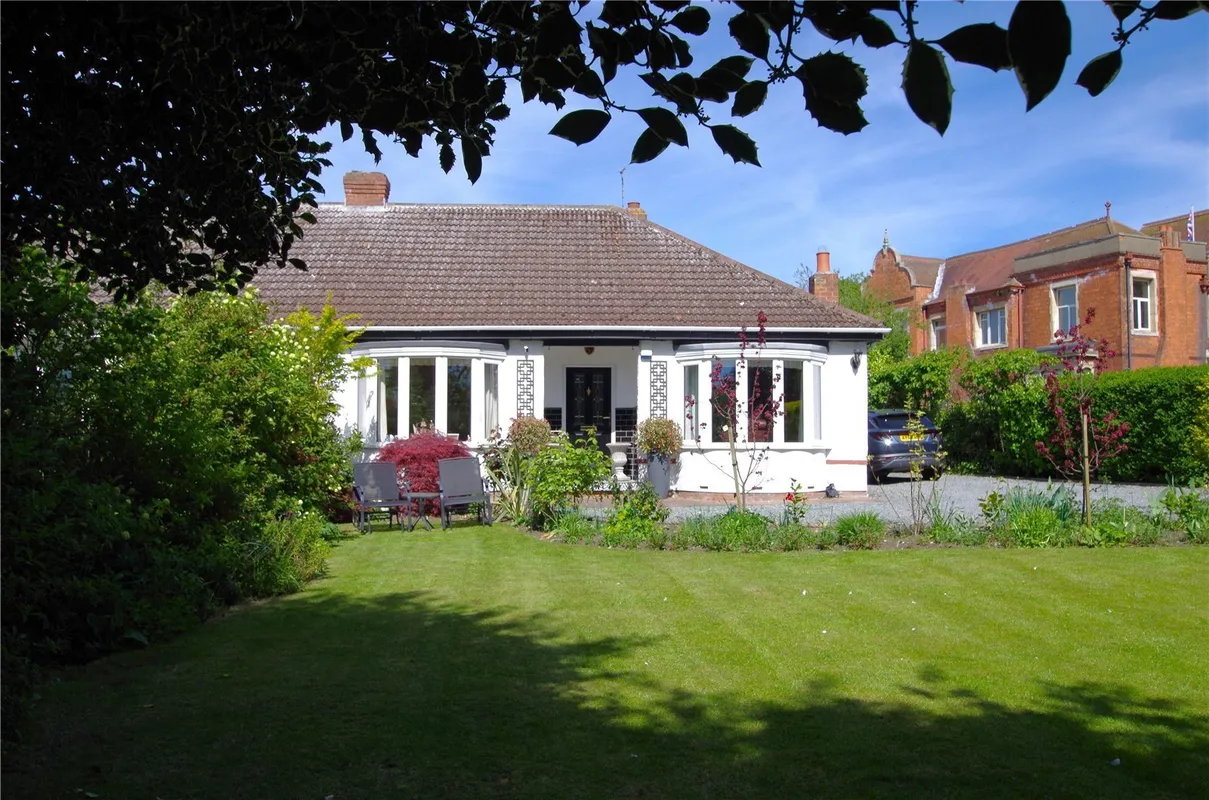 Main Road, Thorngumbald, East Yorkshire, HU12