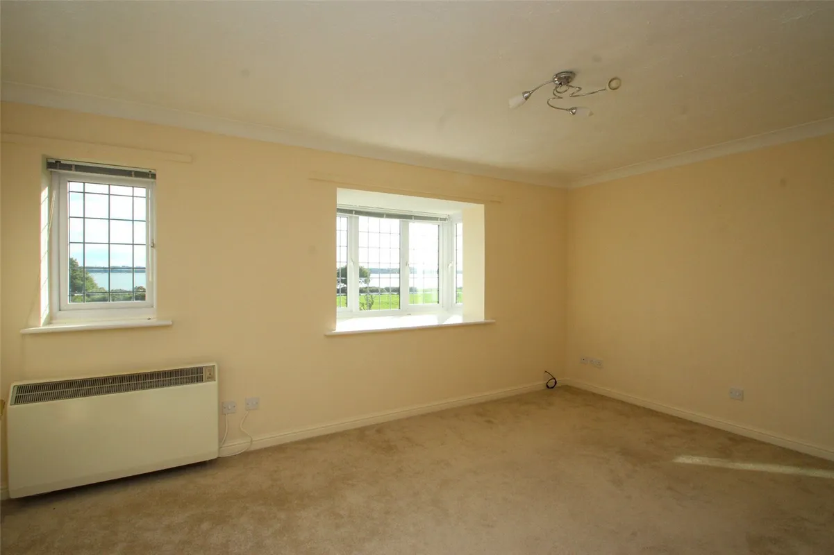 Waldegrave Close, Southampton, Hampshire, SO19