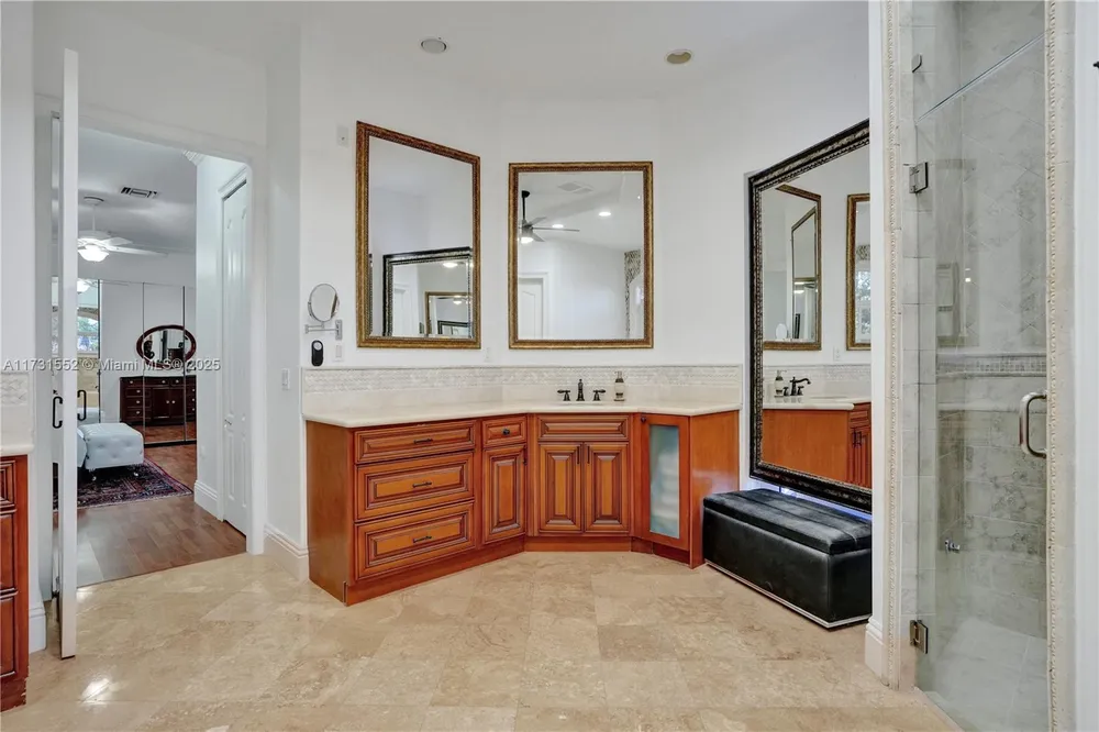 15210 SW 74th Ct, Palmetto Bay, FL 33157