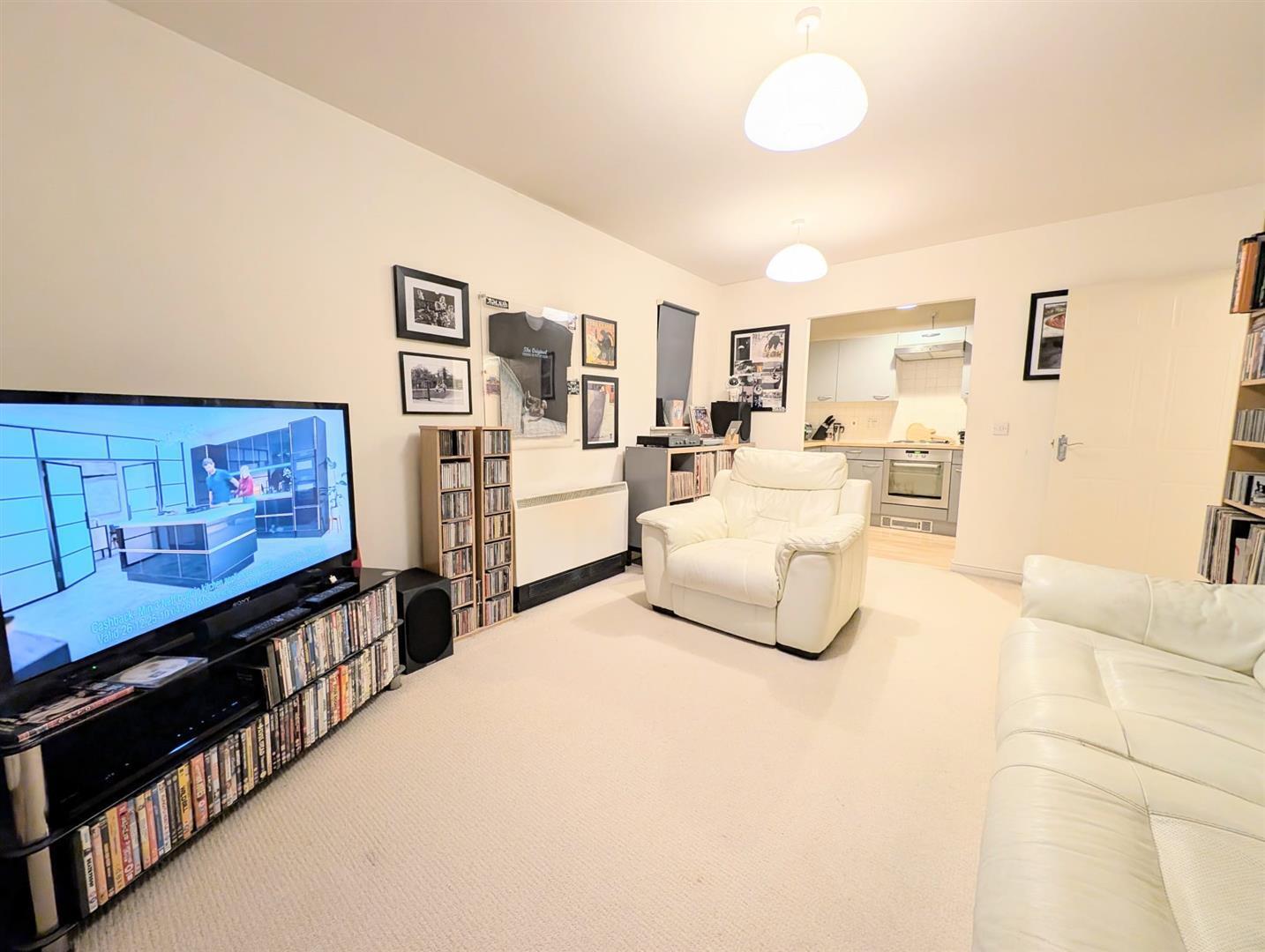 Holyhead Mews, Cippenham Image 3