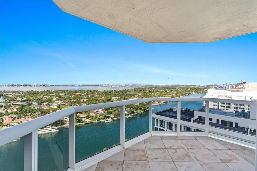 4779 Collins Ave, Miami Beach, FL 33140