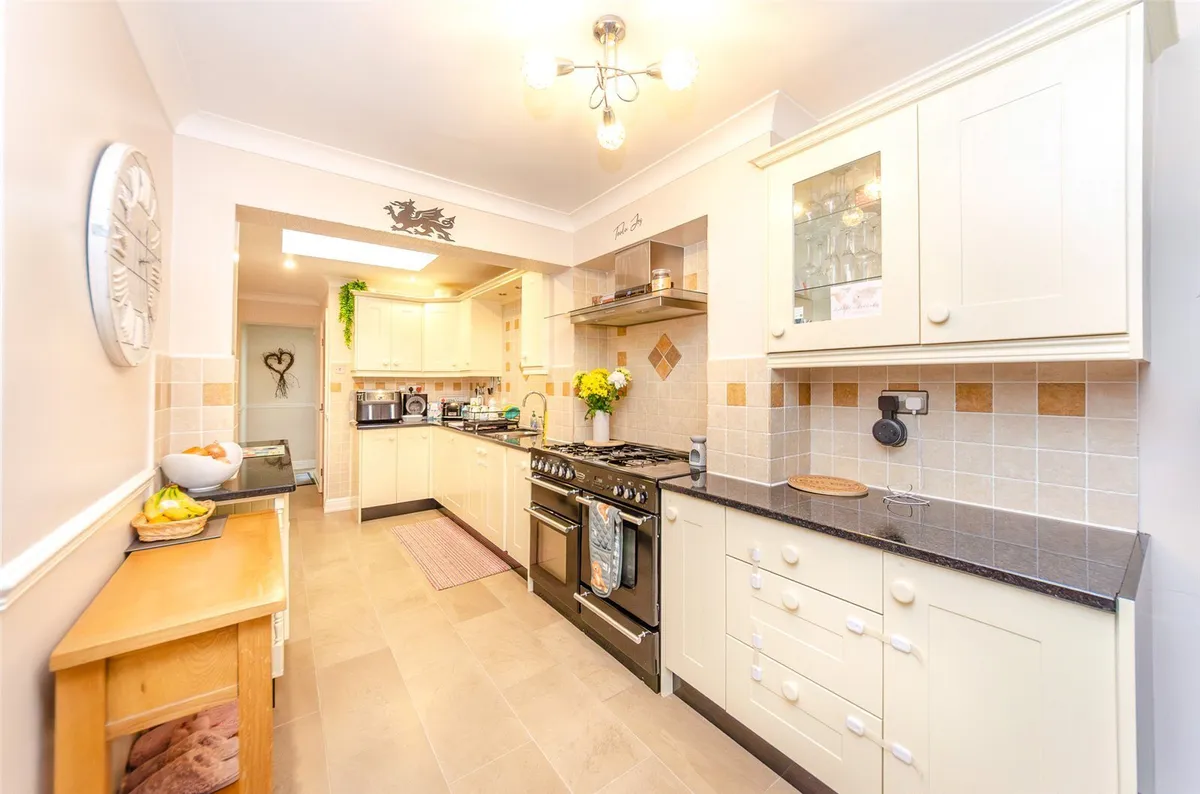 Glan Beuno Estate, Bontnewydd, Caernarfon, Gwynedd, LL55
