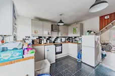 Holmcroft, Crawley