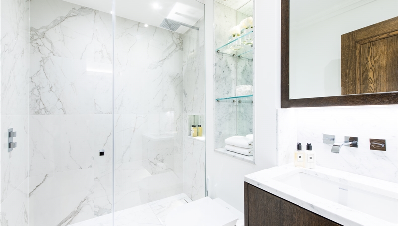 Two Bedroom Two Bathroom Apartment To Let  Prince of Wales Terrace Kensington W8  Image 5