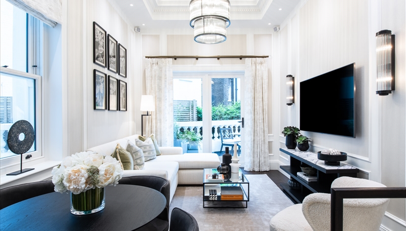 Two Bedroom Two Bathroom Apartment To Let  Prince of Wales Terrace Kensington W8  Image 7